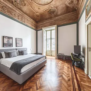 ホテル Relais Della Porta, ナポリ