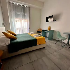 Hi Relais נאפולי